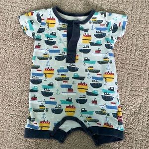 Zutano 0-3 months short-sleeved body suit